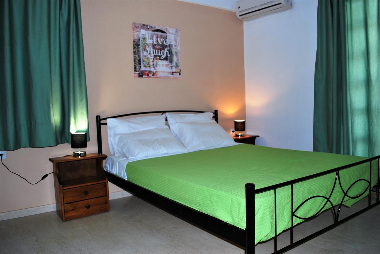Koula Apartments Sztalída Kültér fotó