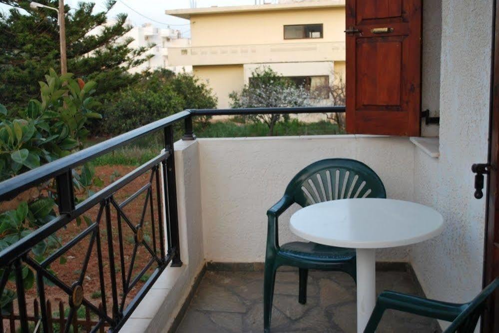 Koula Apartments Sztalída Kültér fotó