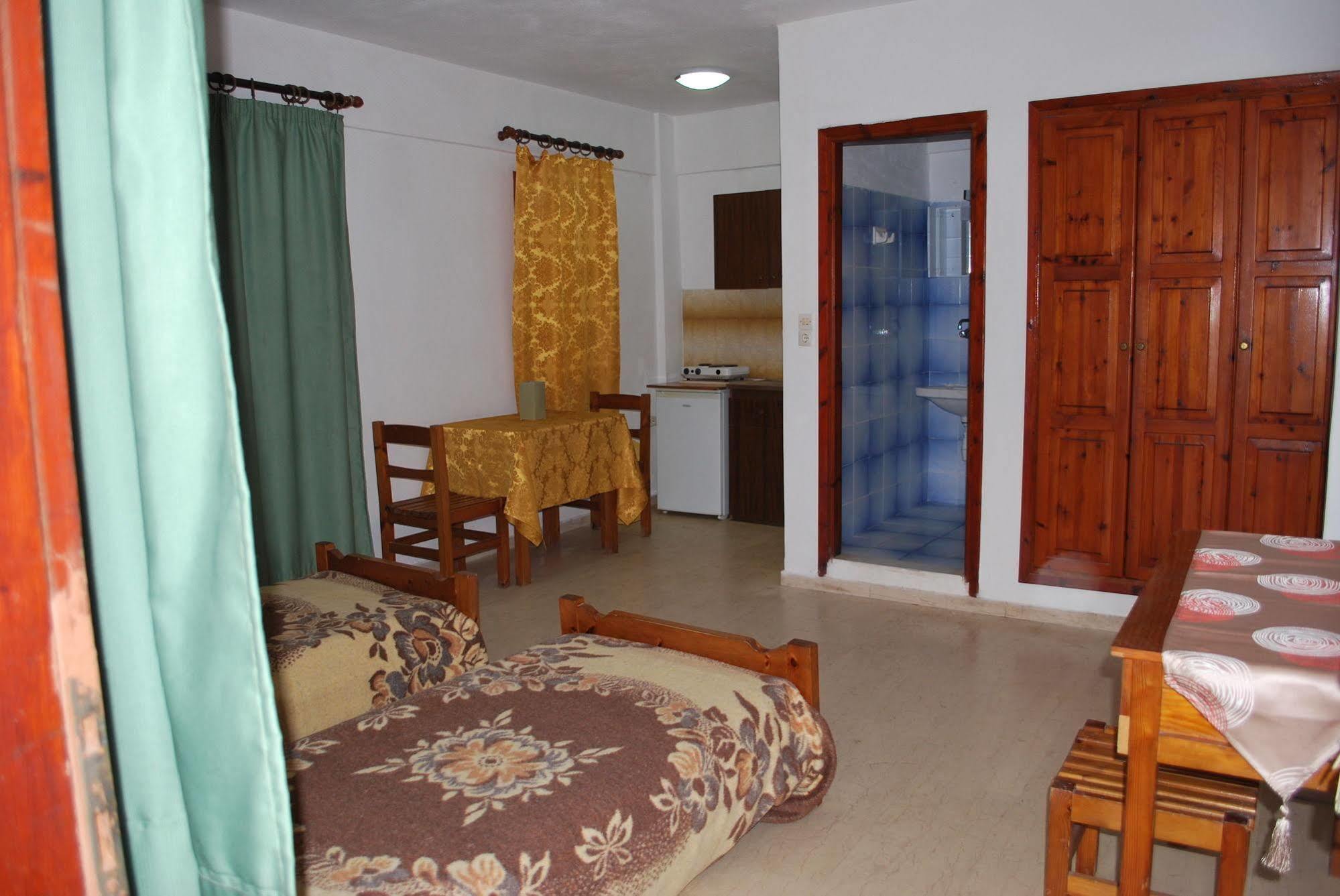 Koula Apartments Sztalída Kültér fotó