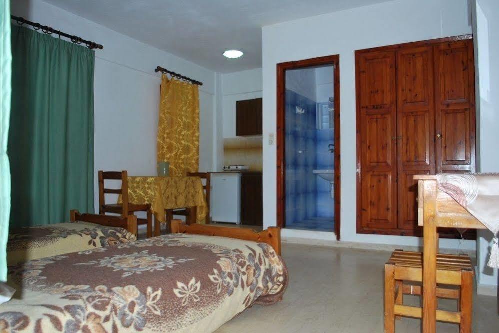 Koula Apartments Sztalída Kültér fotó